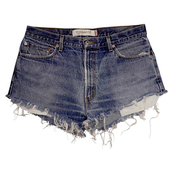 Levi’s 505 Regular Fit Cutoff Denim Shorts 36W Light Wash Distressed - Picture 1 of 6
